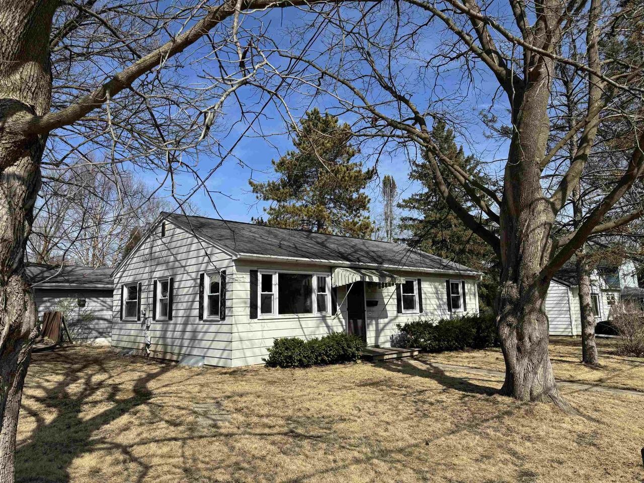 428 Linden Avenue  Hartford WI 53027 photo