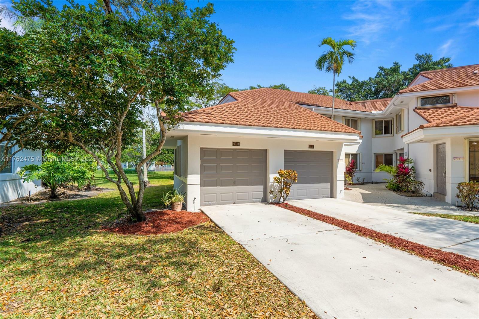 Property Photo: 9313 NW 9th Pl 9313 FL 33324