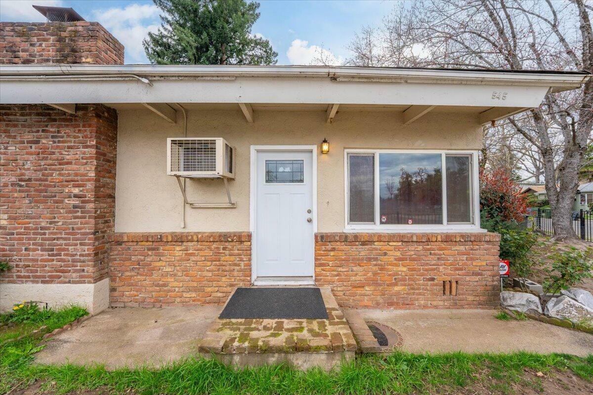 Property Photo:  545 Parkview Avenue  CA 96001 