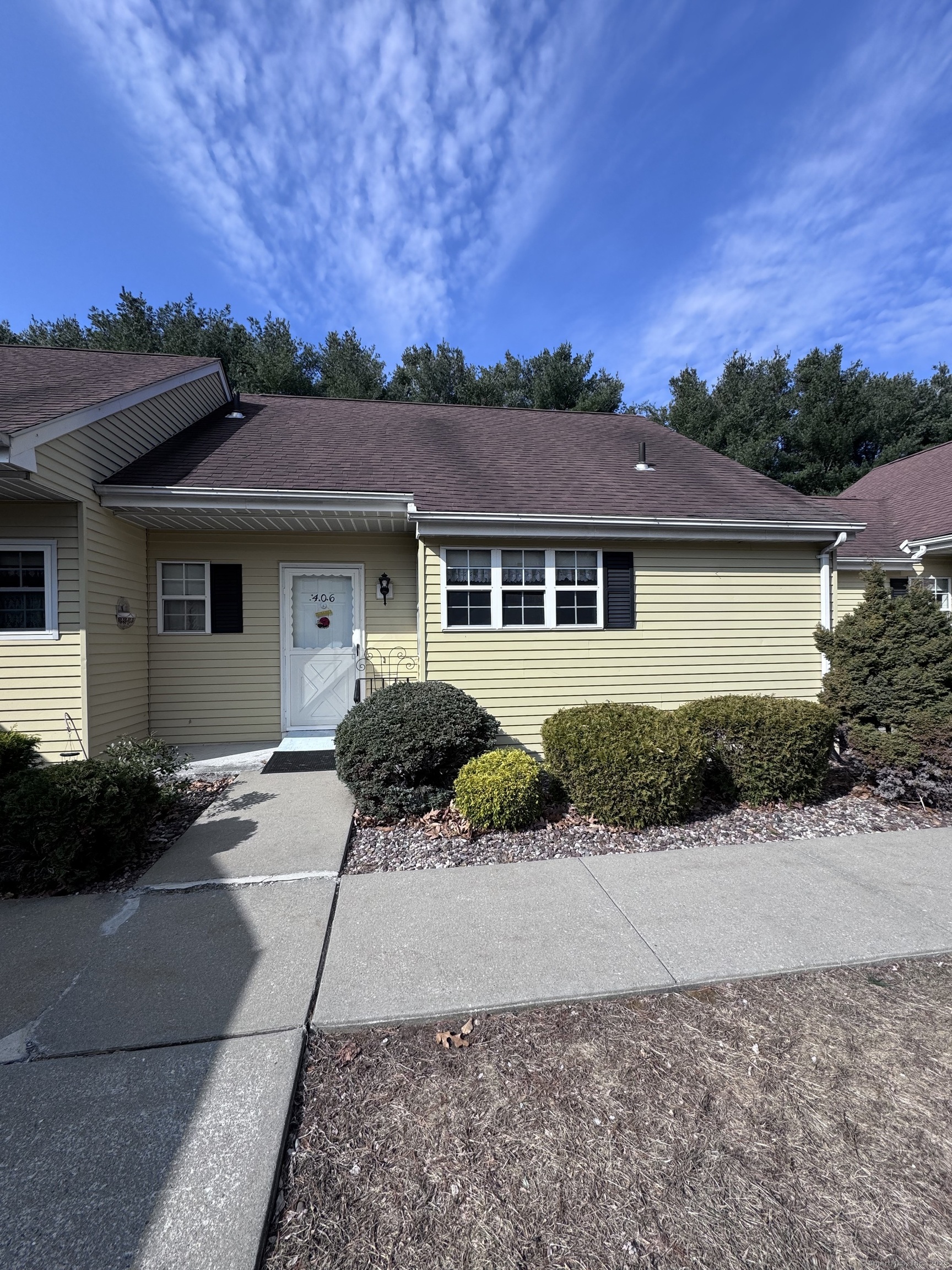 Property Photo: 406 Lady Bug Lane 406 CT 06066