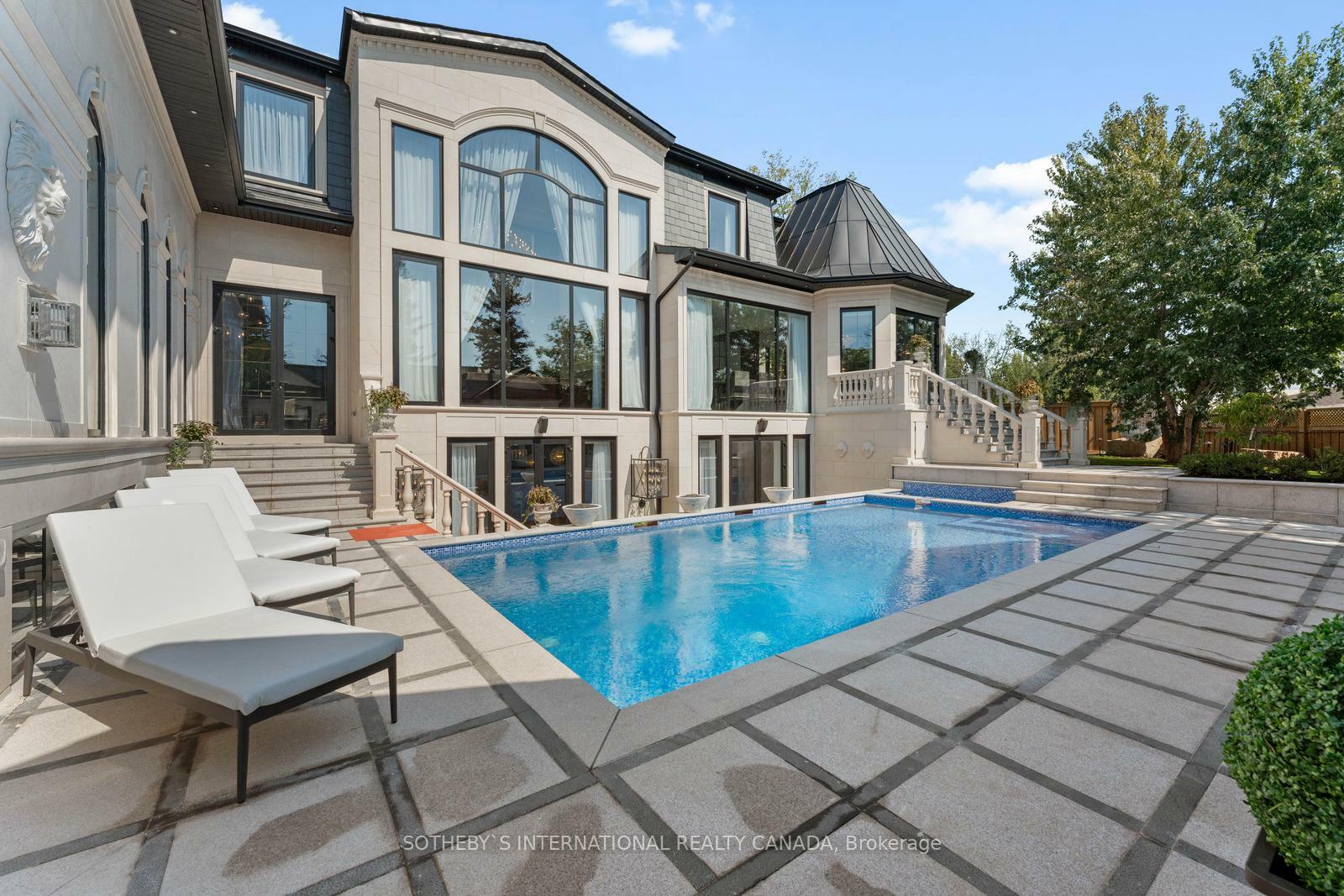 Property Photo: 168 Oliver Place ON L6H 1K8