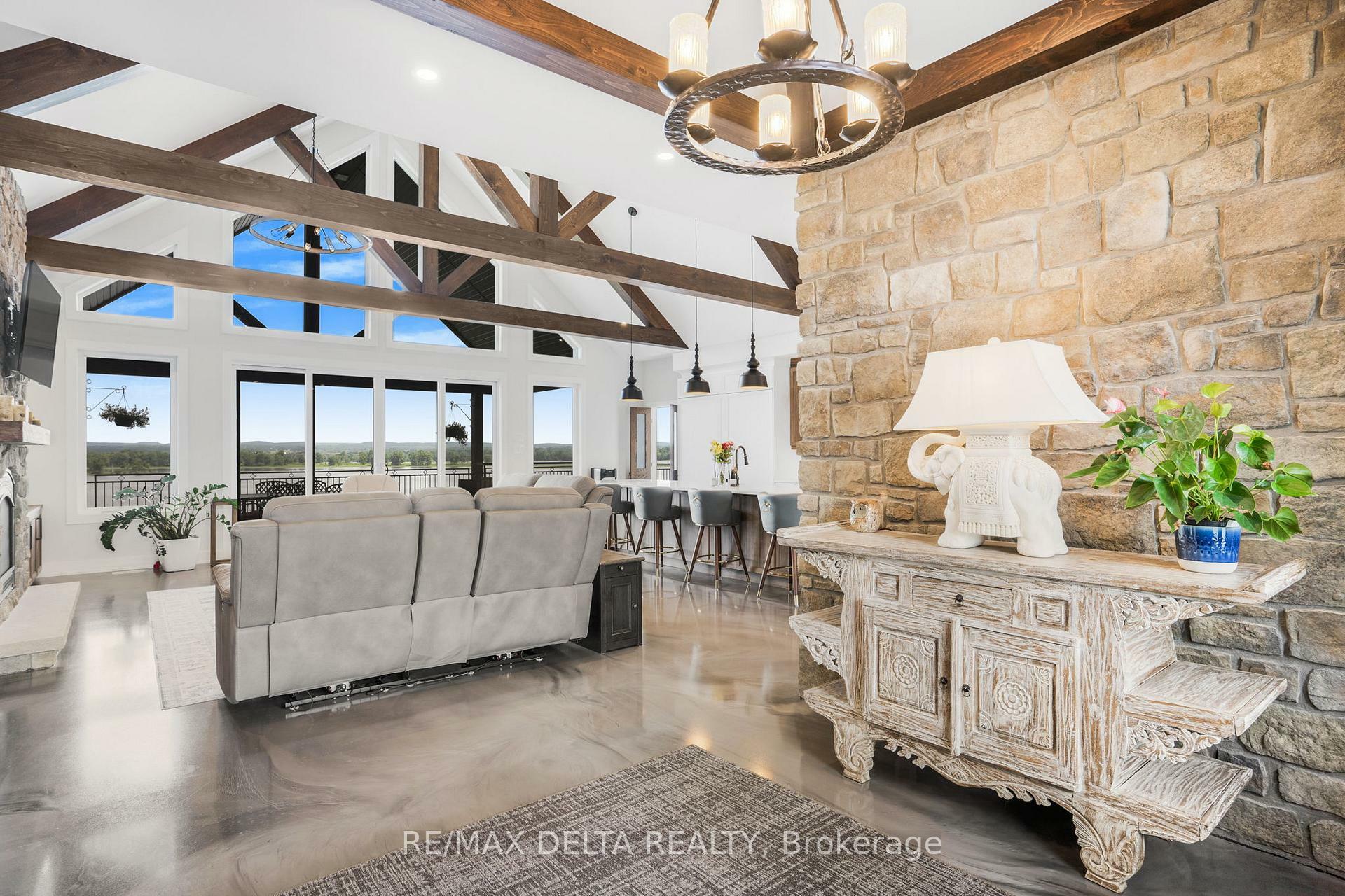 Property Photo: 3815 Old Highway 17 Road ON K4K 1W2