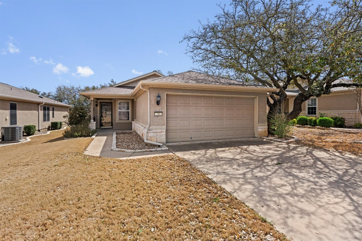 Property Photo: 316 Barrington Farm Court TX 78633