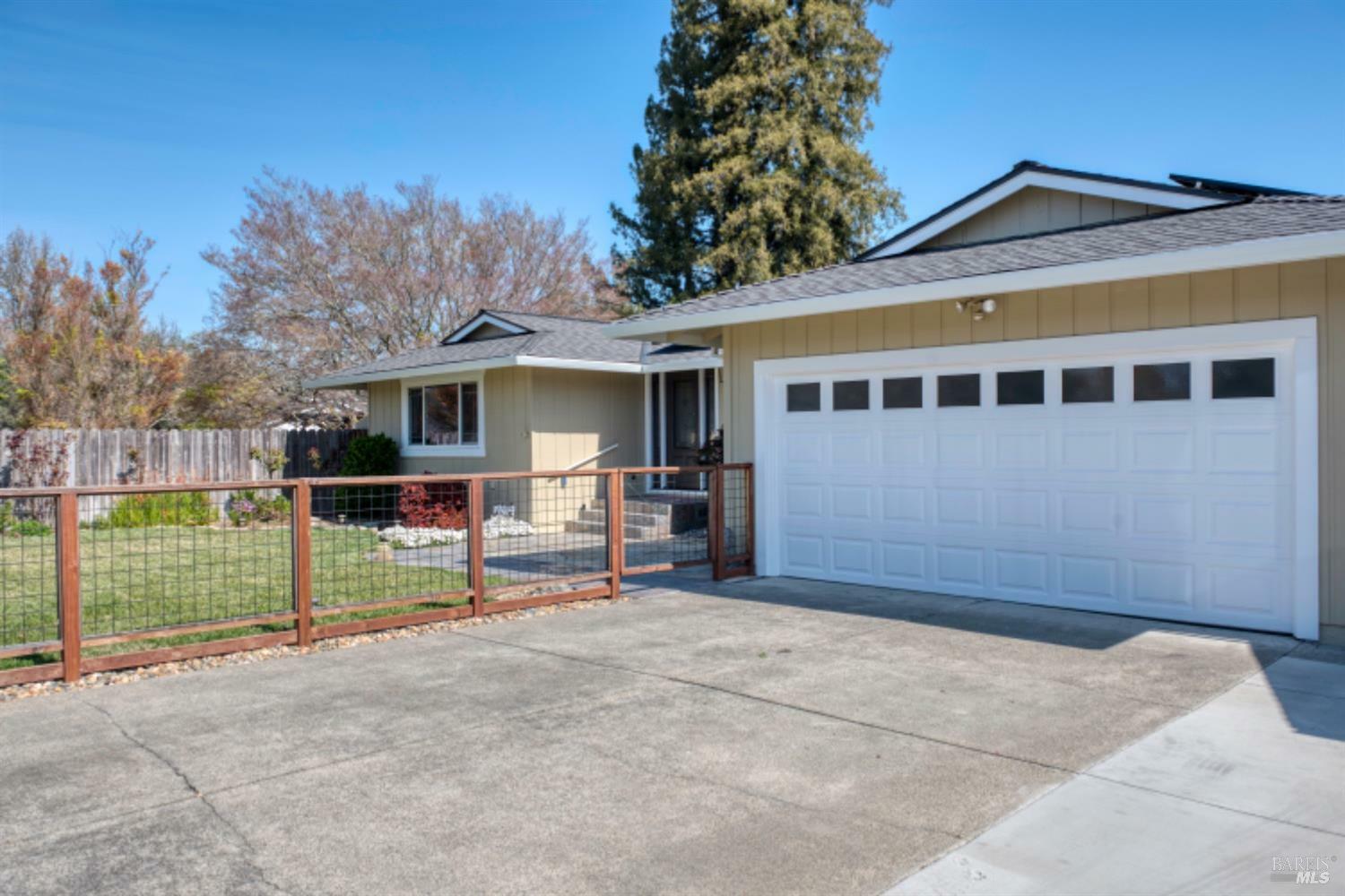 Property Photo:  531 Donwood Lane  CA 94558 