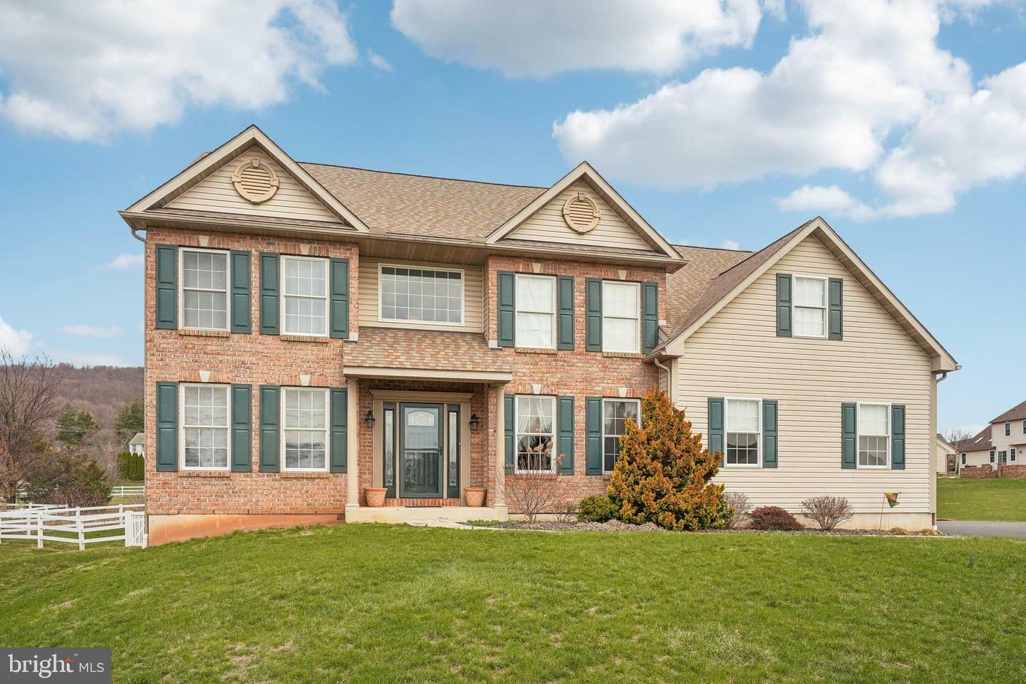Property Photo: 113 Martin Lane PA 19518
