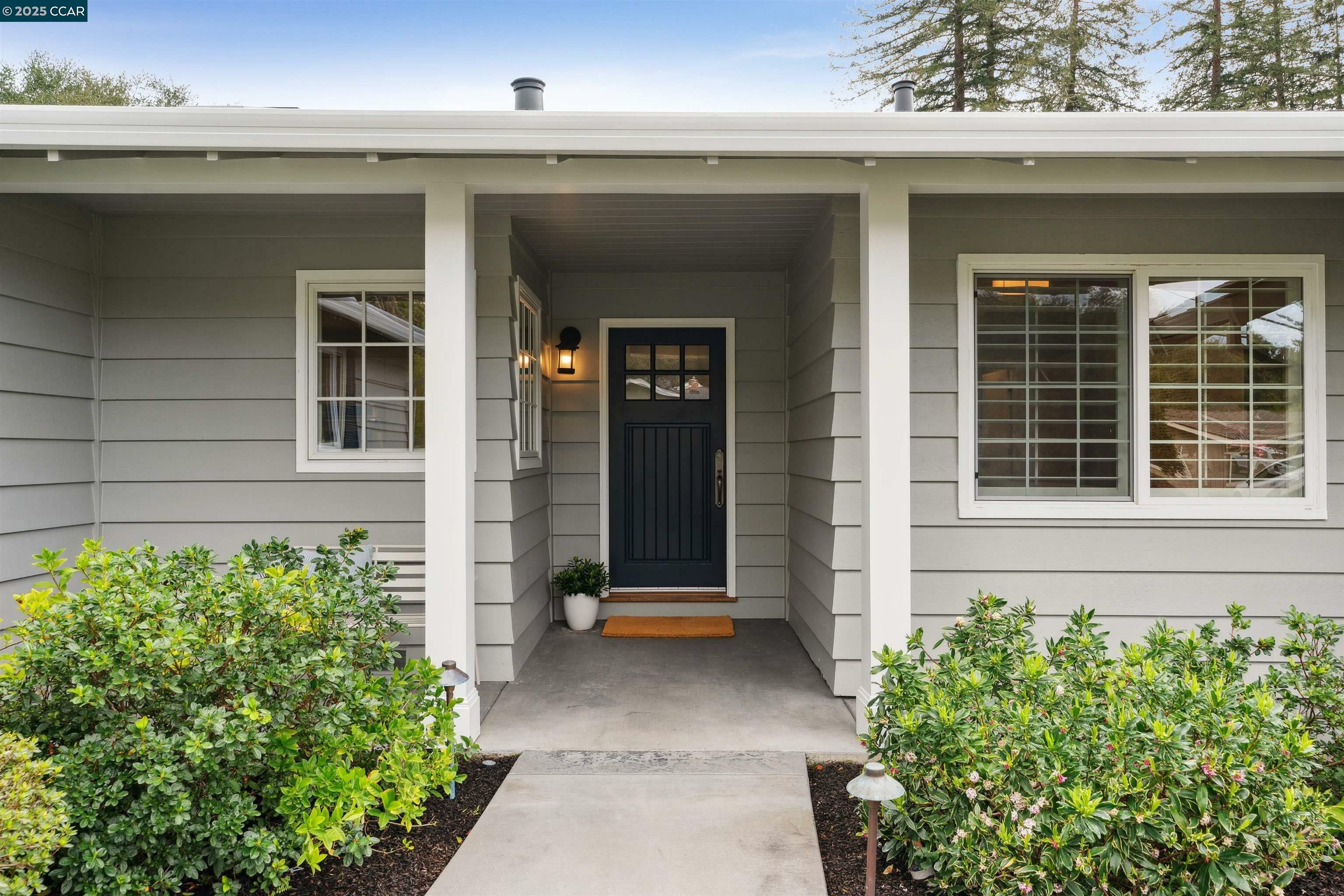 Property Photo: 1112 Sanders Dr CA 94556