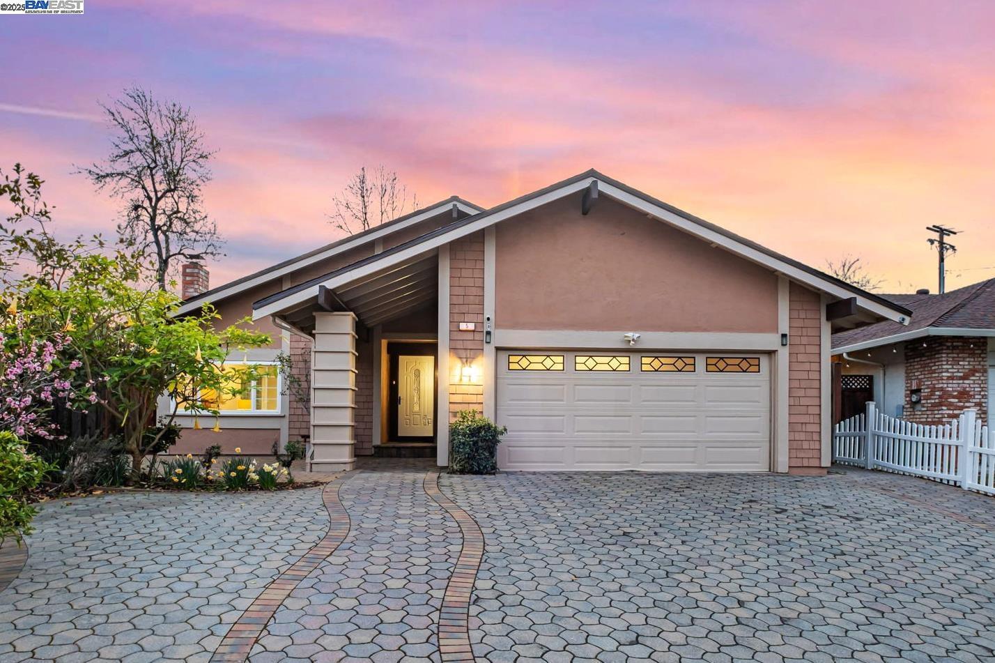 Property Photo: 5 Queso Ct CA 94539