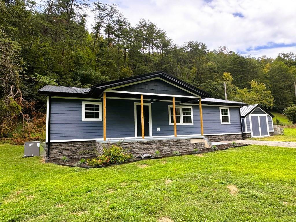 Property Photo: 430 Kentucky Highway 611 KY 41501