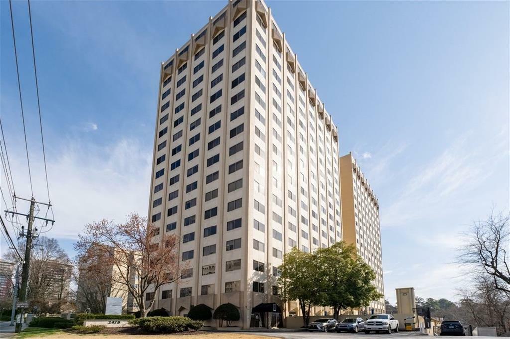 Property Photo: 2479 Peachtree Road NE 912 GA 30305
