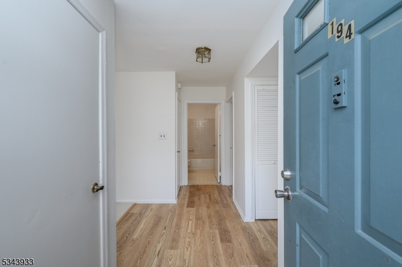 Property Photo: 194 Yorkshire Ct NJ 08857
