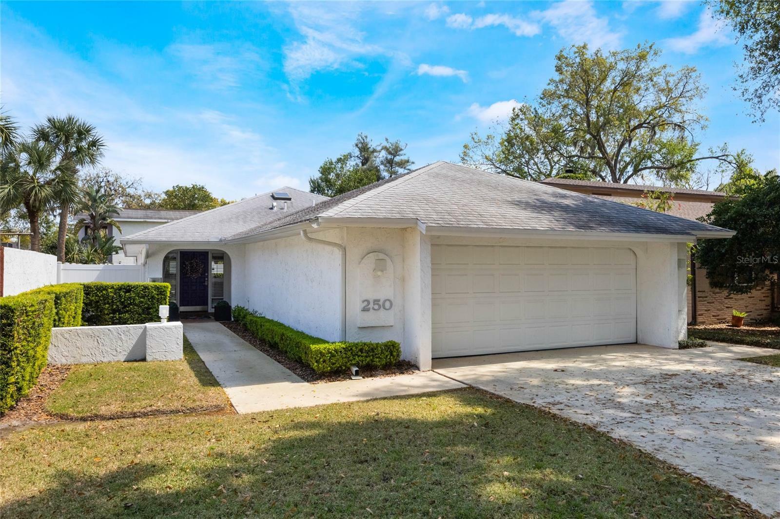 Property Photo: 250 Cortland Avenue FL 32789