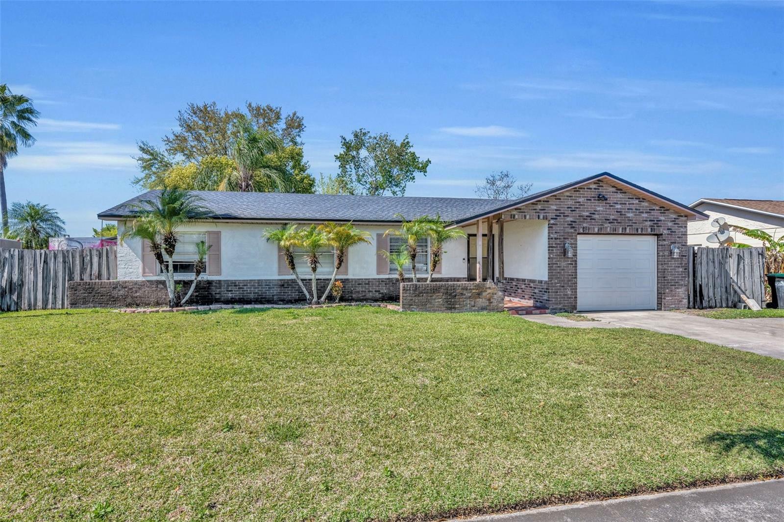 Property Photo: 7529 Winter Shade Drive FL 32822