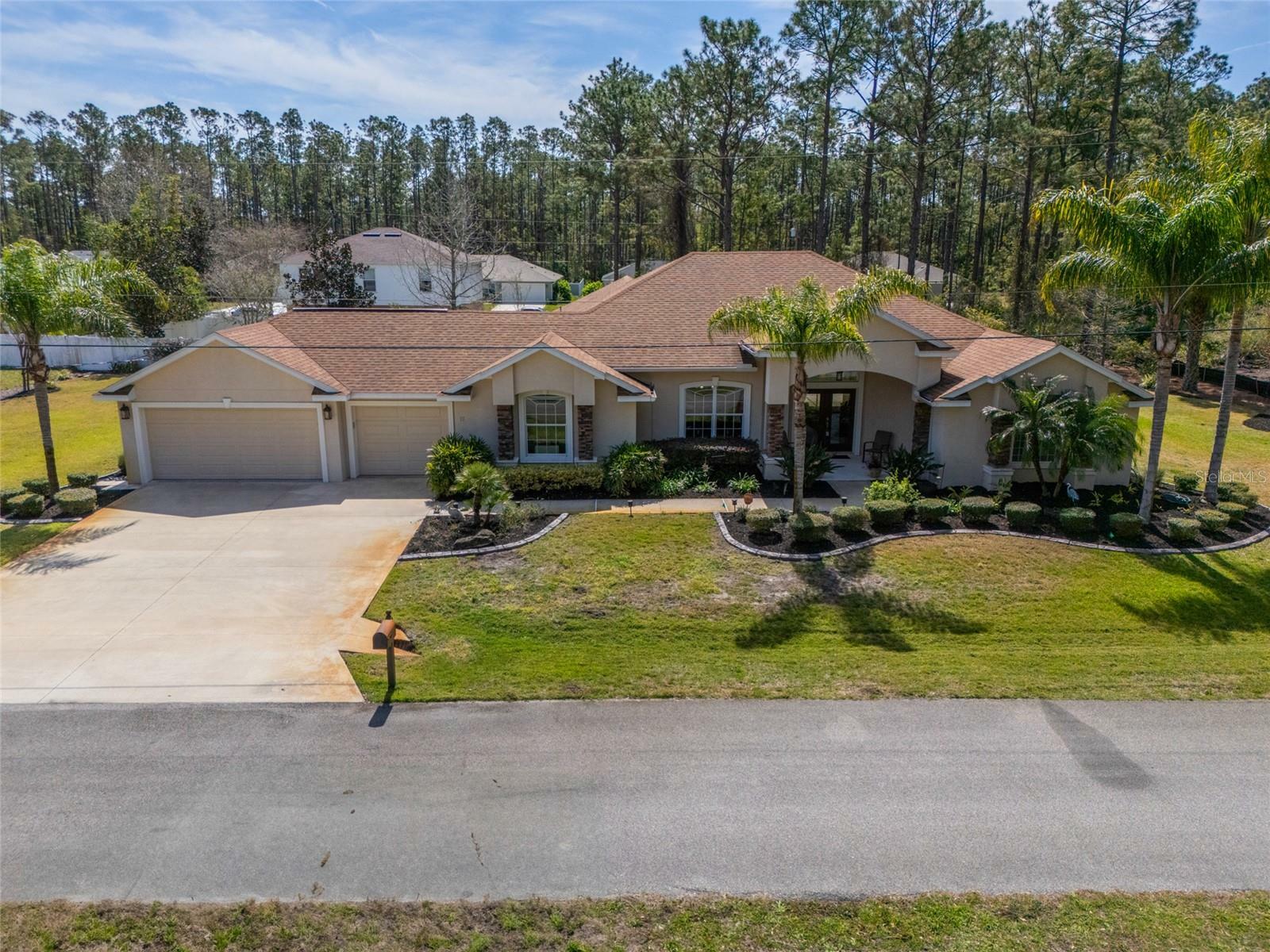 Property Photo: 17 Sea Garden Path FL 32164