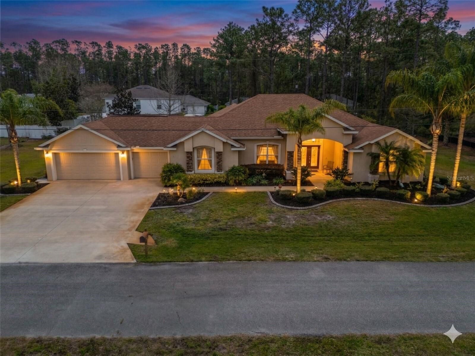 Property Photo: 17 Sea Garden Path FL 32164