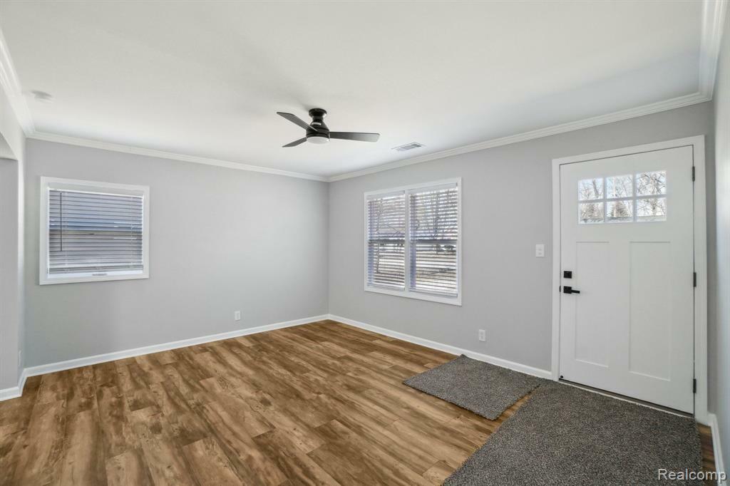 Property Photo: 2744 James Road MI 48326 1919
