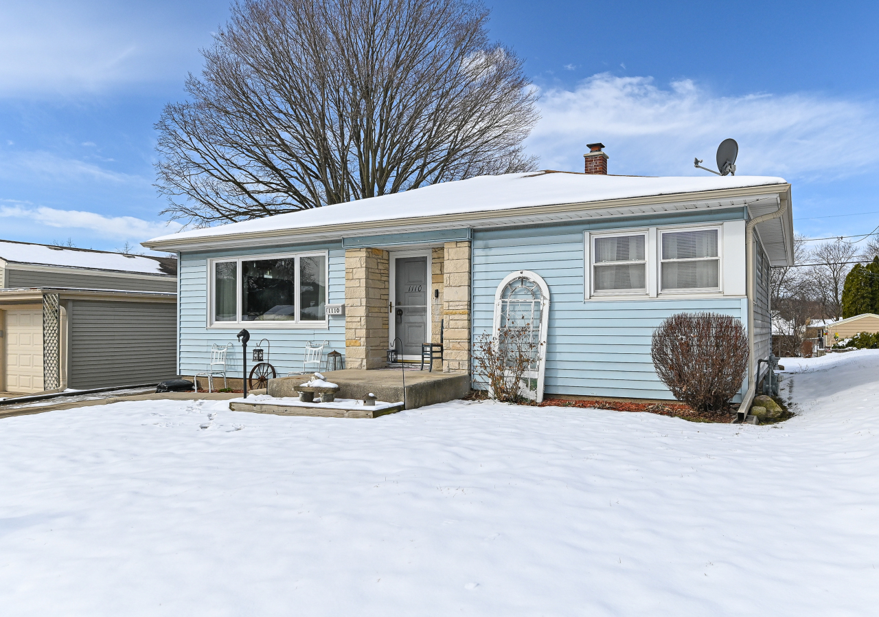 1110 Oregon St  Racine WI 53405 photo