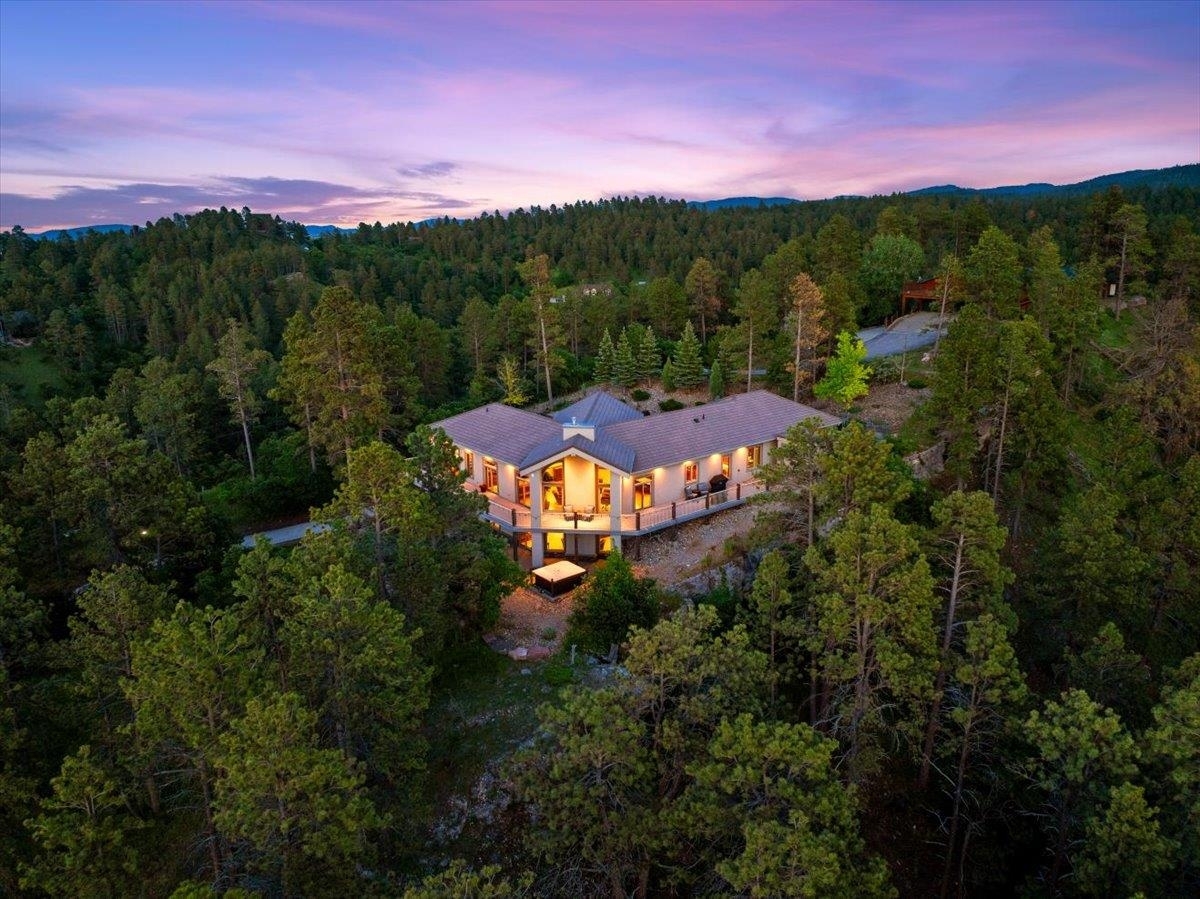 Property Photo: 303 Oak Ridge Road SD 57783
