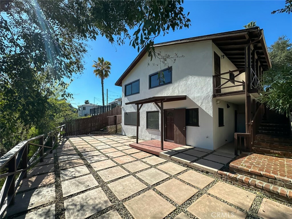 Property Photo:  238 Thorne Street  CA 90042 