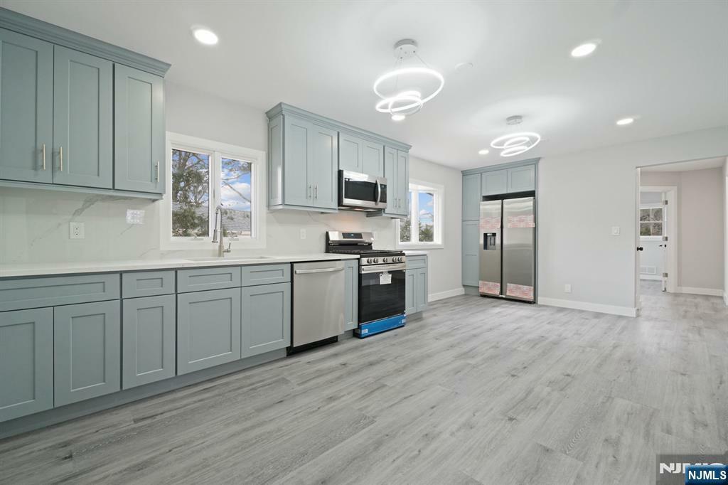 26 E Linwood Avenue  Paramus NJ 07652 photo