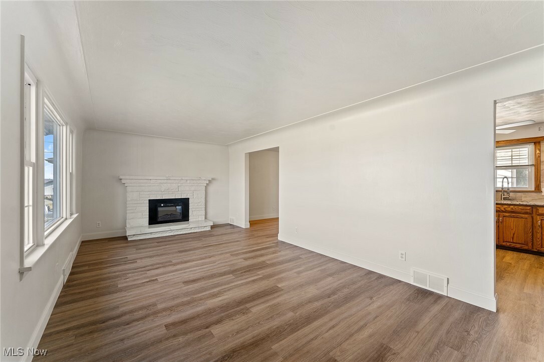 Property Photo:  496 W Harvey Street  OH 44471 