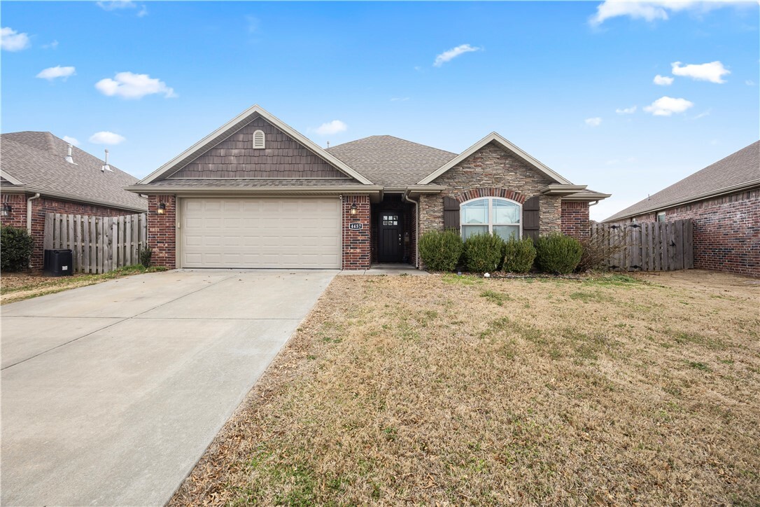 4457 W Wales Drive  Fayetteville AR 72704 photo