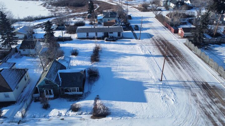 Property Photo: 4940 51 Street AB T0B 1V0