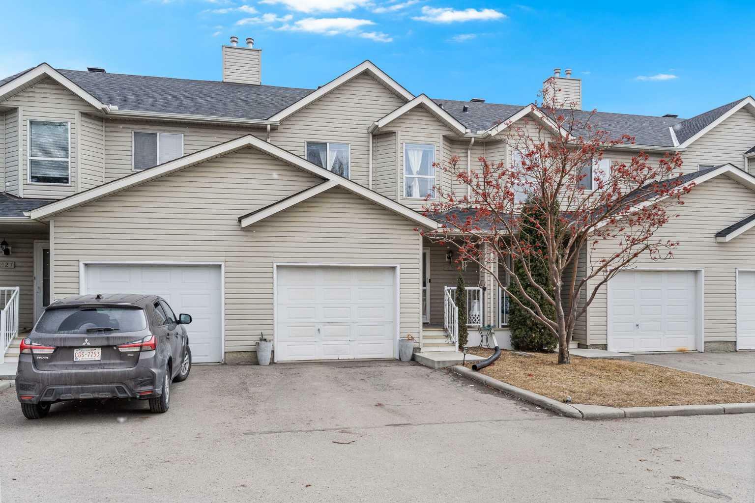 Photo de la propriété: 125 Mt Douglas Manor SE AB T2Z 3C8