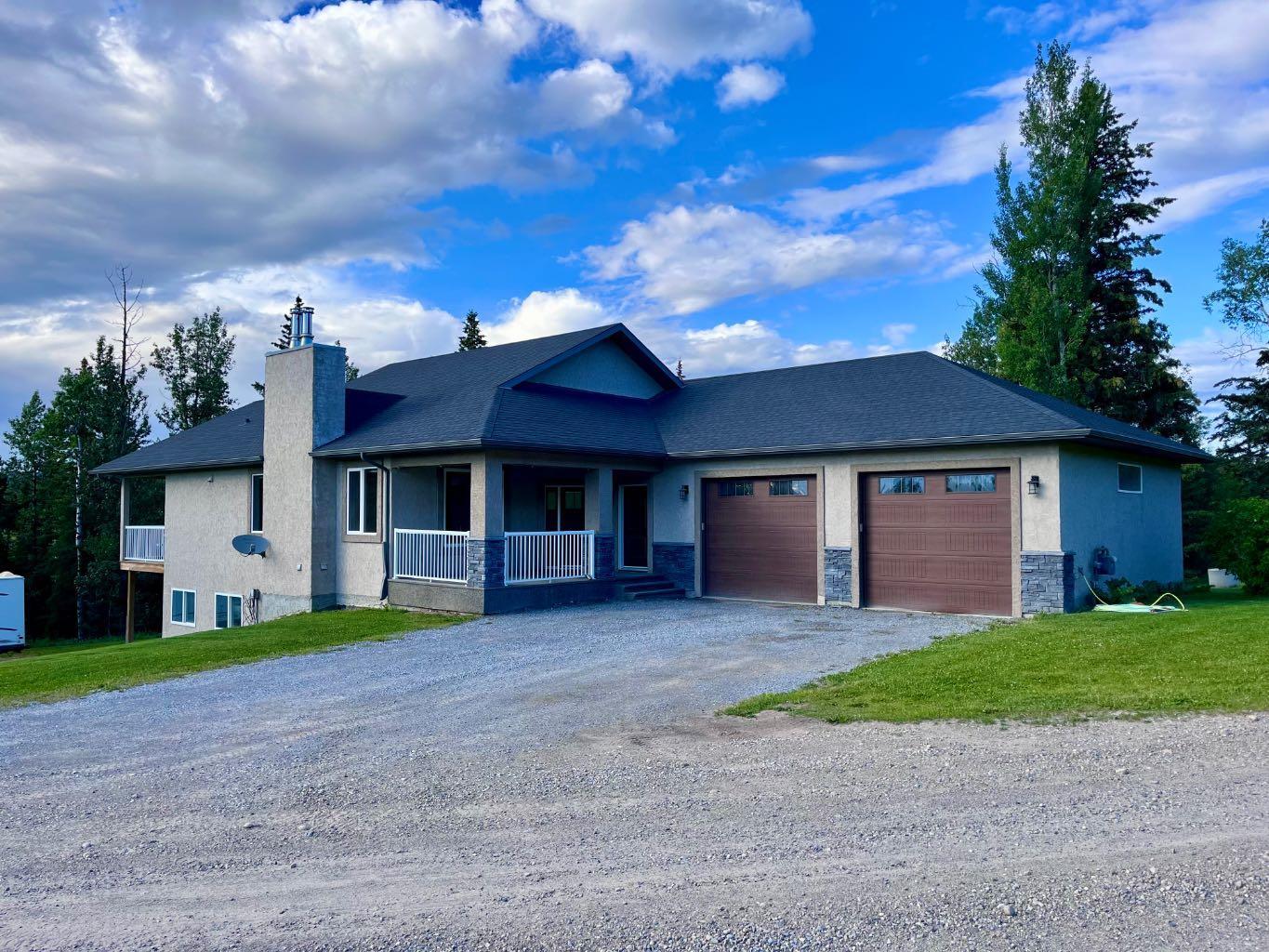 1093 Makenny Street  Hinton AB T7V 1H3 photo