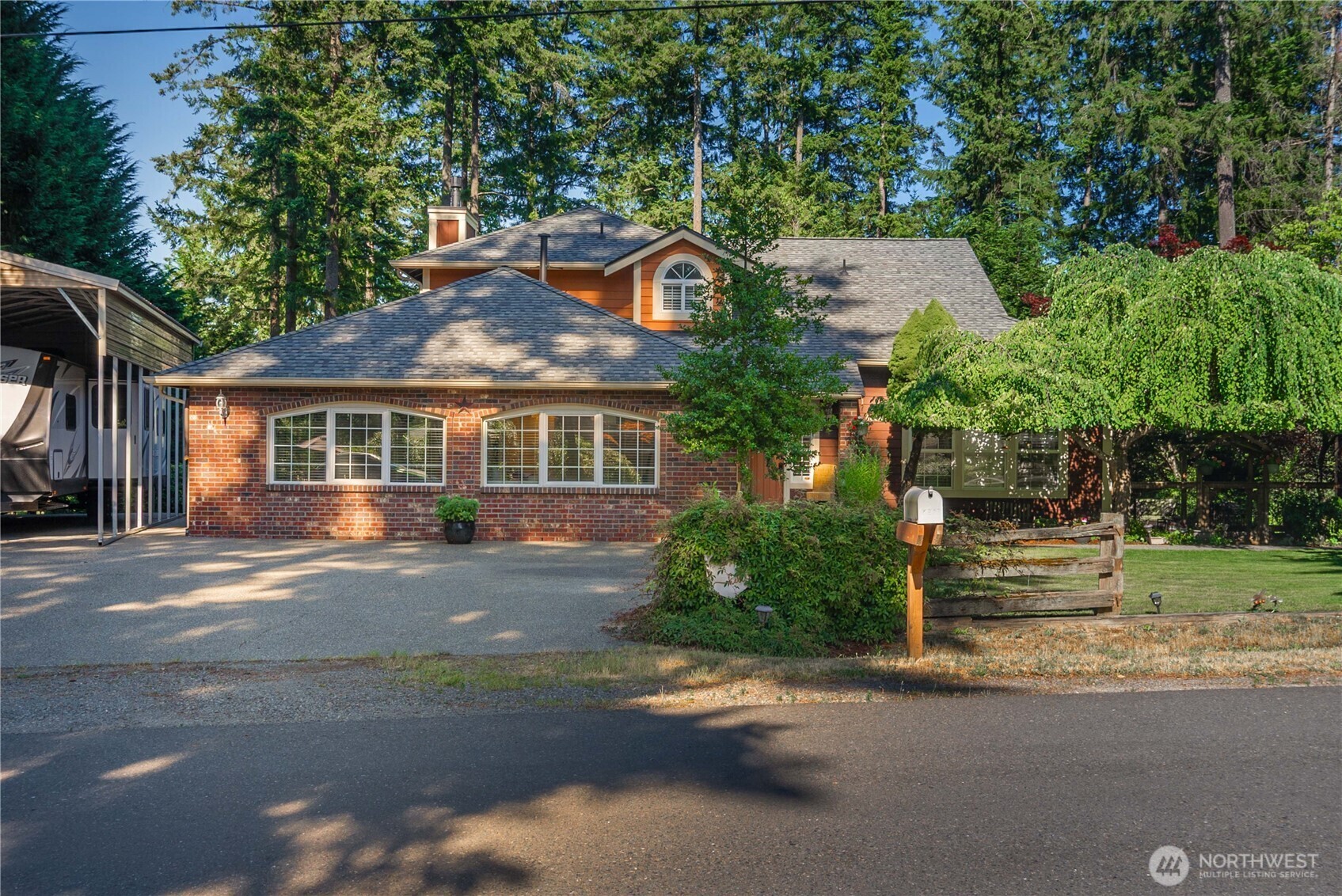 Property Photo: 6808 183rd Avenue E WA 98391