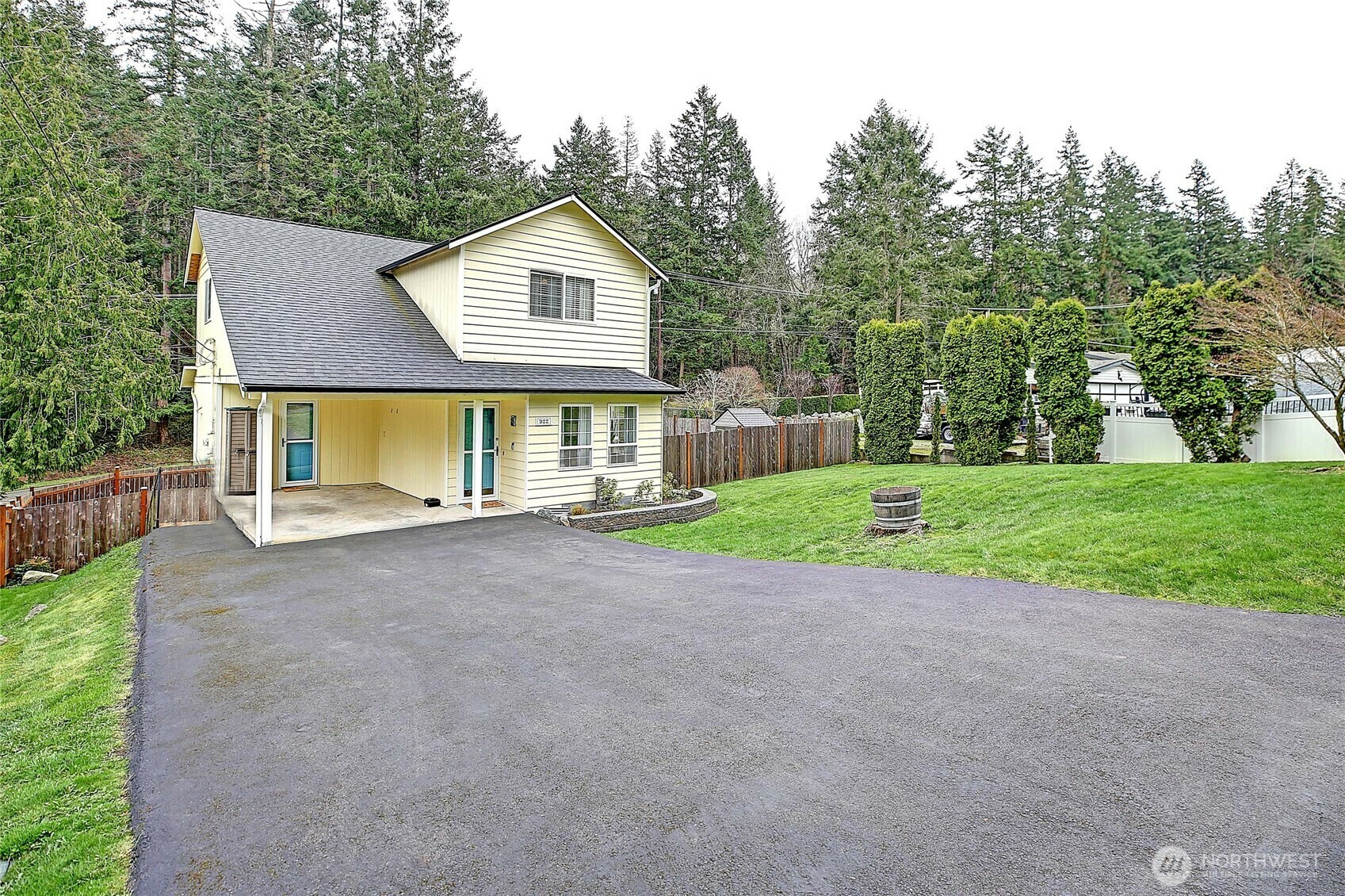 922  Dolphin Street  Camano Island WA 98292 photo