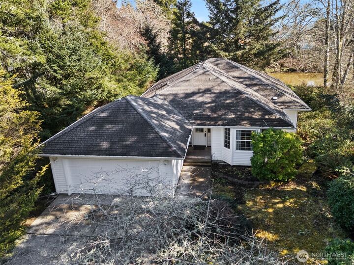 742  Wakina Loop SE  Ocean Shores WA 98569 photo