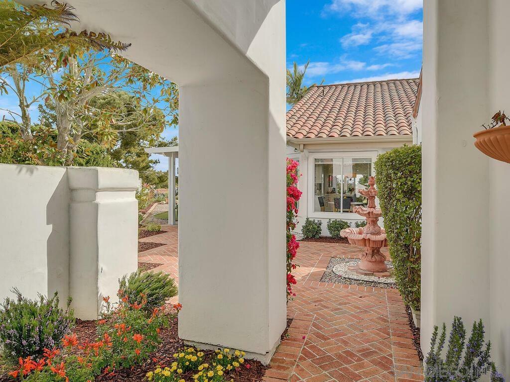 Property Photo: 4723 Cordoba Way CA 92056