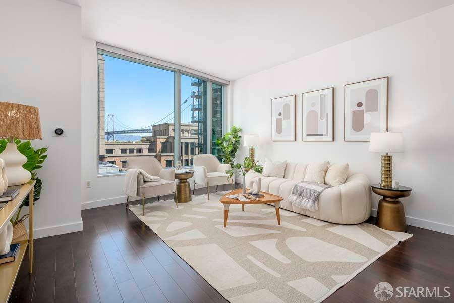 Property Photo: 301 Main Street 11C CA 94105