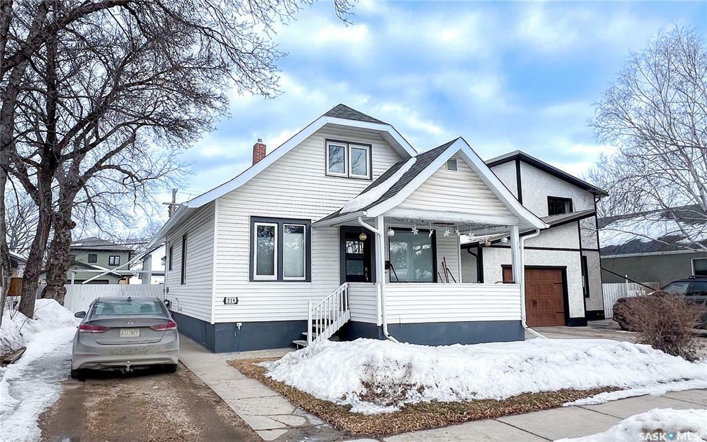 Property Photo: 219 Taylor Street E SK S7H 1V2