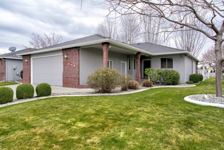 106 Innisbrook Lane  Pasco WA 99301 photo