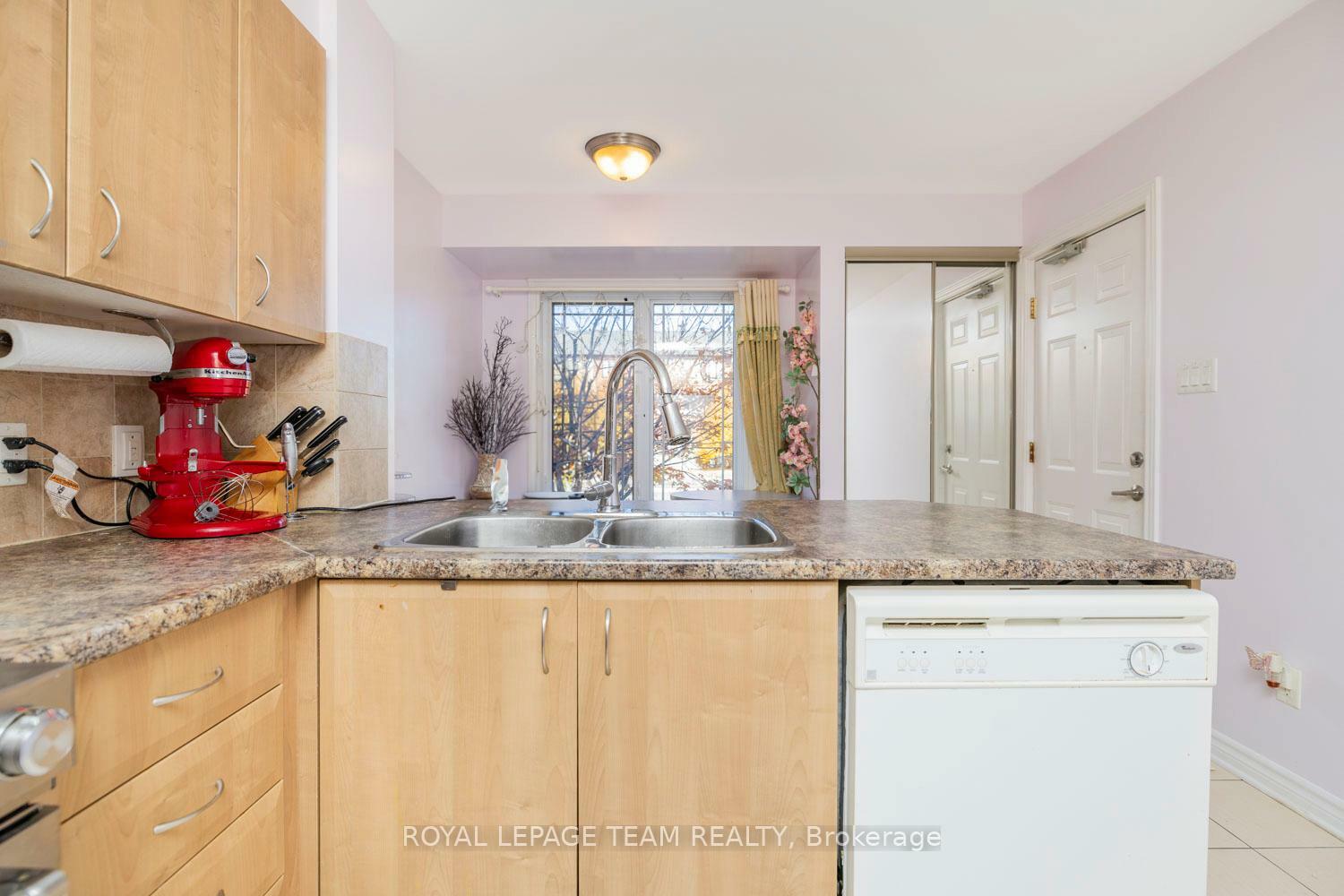 566 Chapman Mills Drive A  Barrhaven ON K2J 0J2 photo