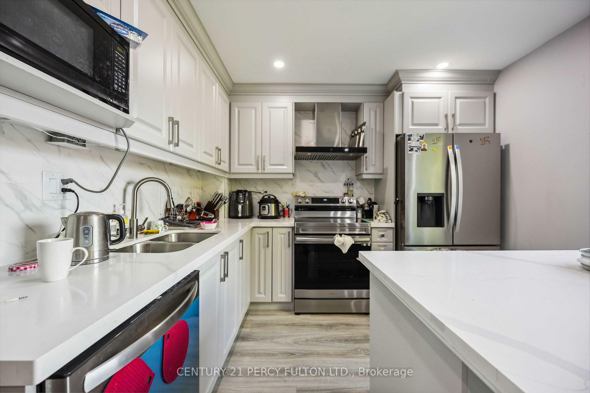 Property Photo: 47 Woolenscote Circle ON M9V 4R6