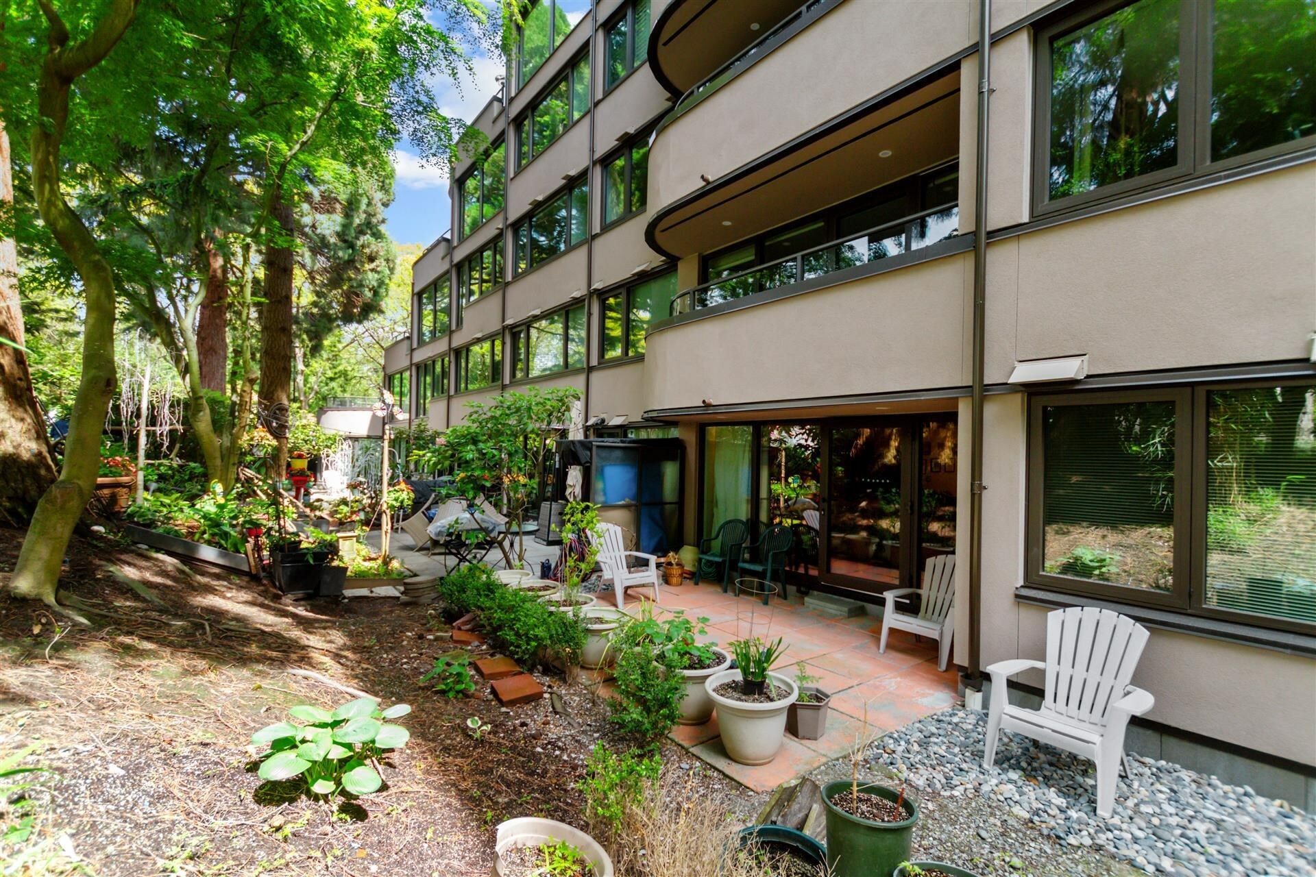 Property Photo: 1425 Lamey'S Mill Road 10 BC V6H 3W2
