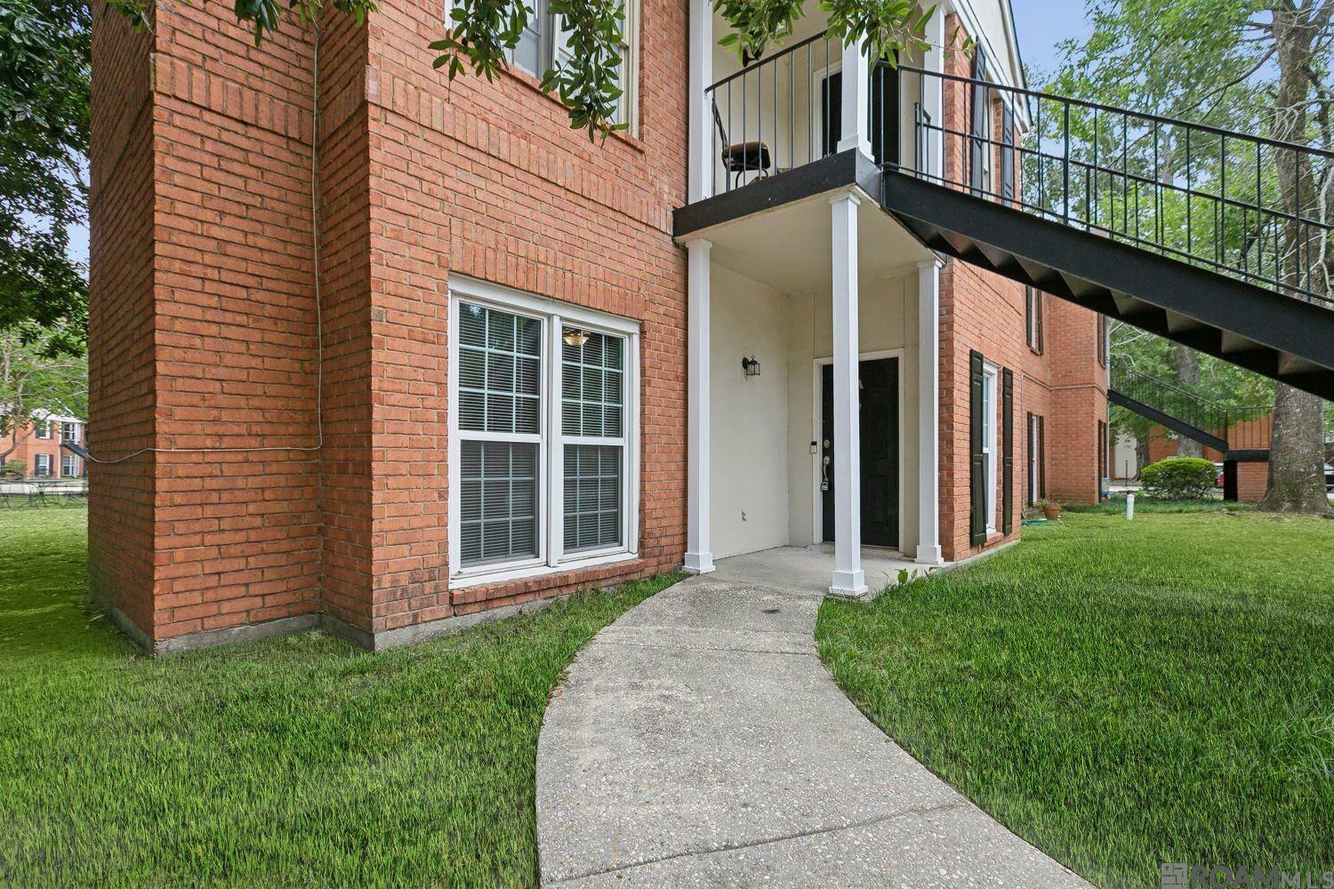 Property Photo: 7742 A Jefferson Place Blvd #22A LA 70809