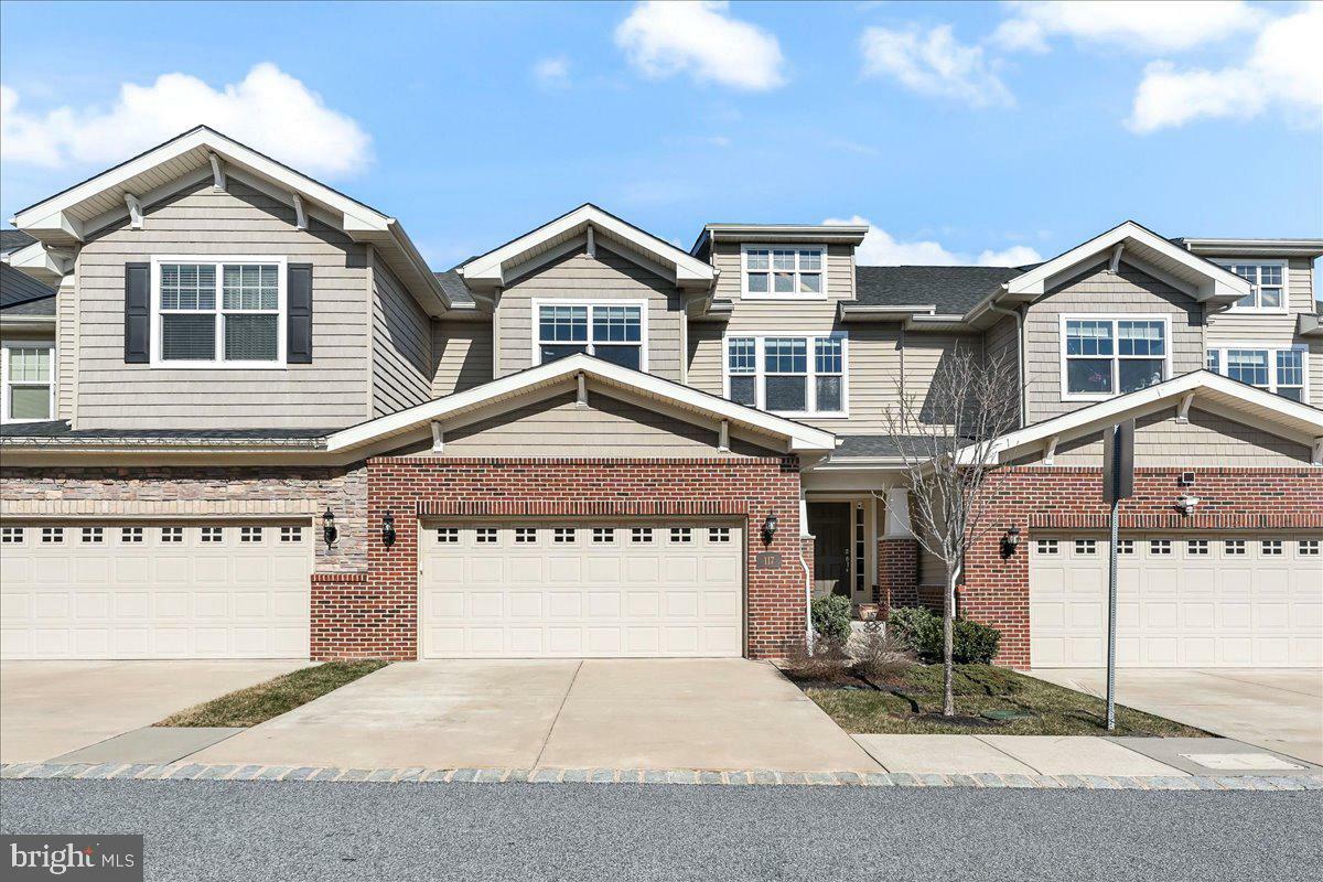 Property Photo: 117 Elton Farm Circle PA 19342