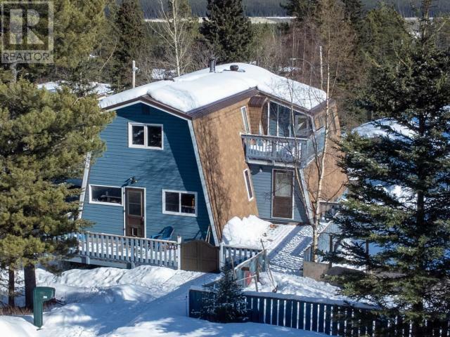 Property Photo:  314 Klukshu Avenue  YT Y1A 3Y1 
