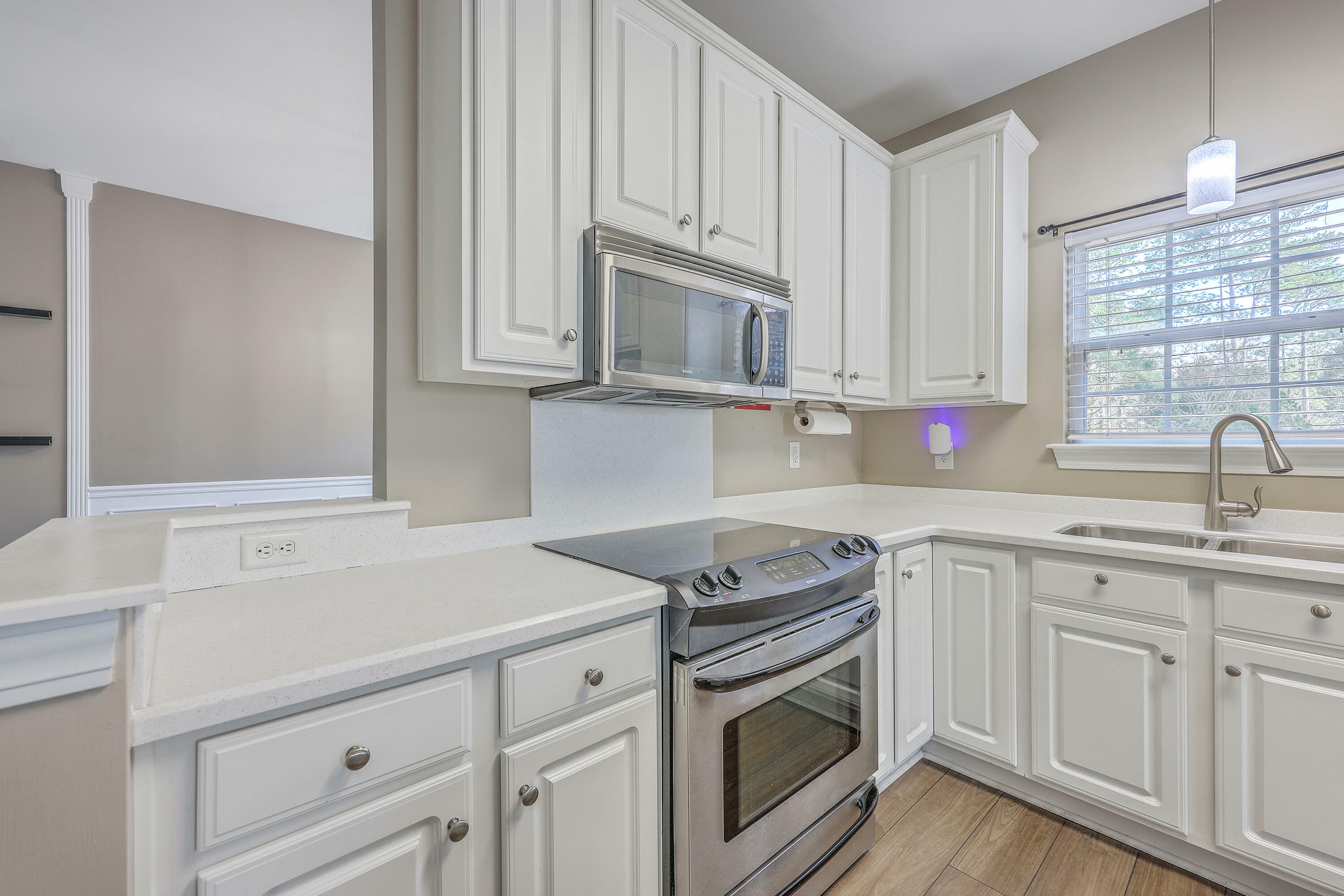 Property Photo: 401 Waring Street SC 29483