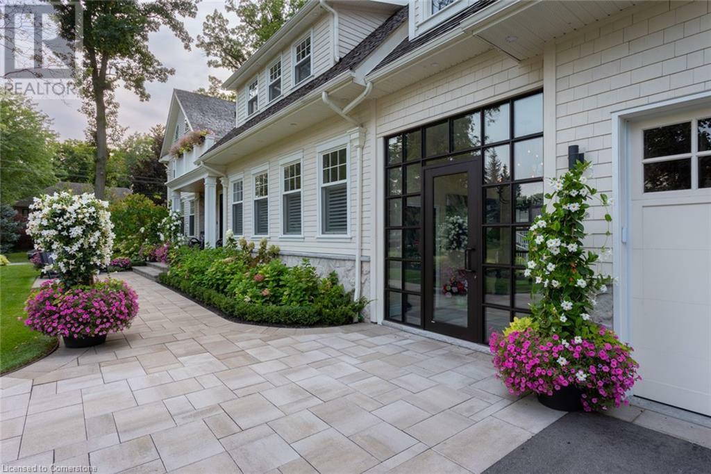 Property Photo: 347 East Hart Crescent ON L7N 1P8