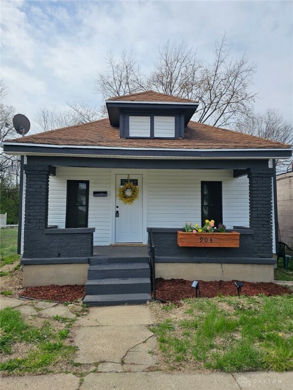 Property Photo:  904 Crawford Street  OH 45044 