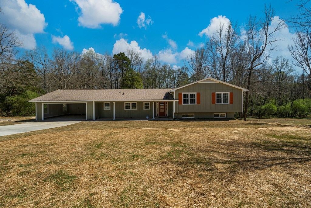 Property Photo: 1000 Jones Road GA 31804
