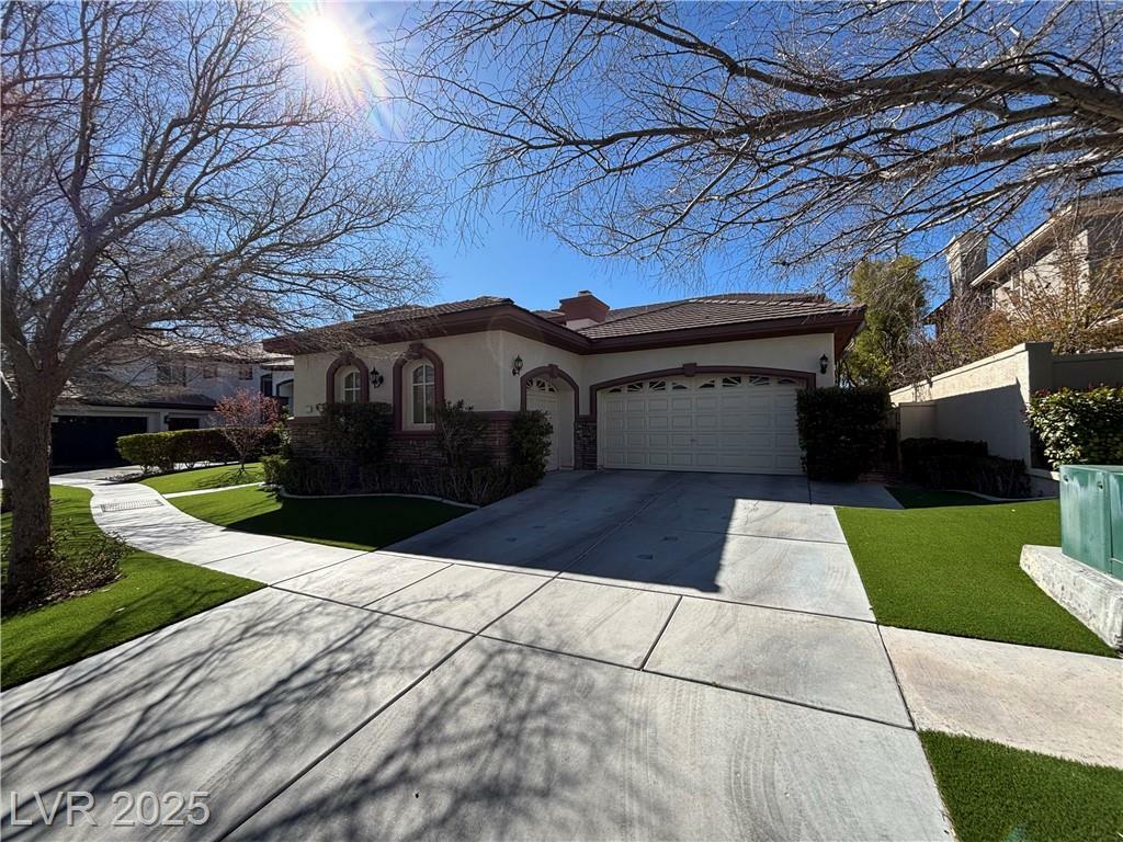Property Photo: 9305 Fontainbleu Drive NV 89145