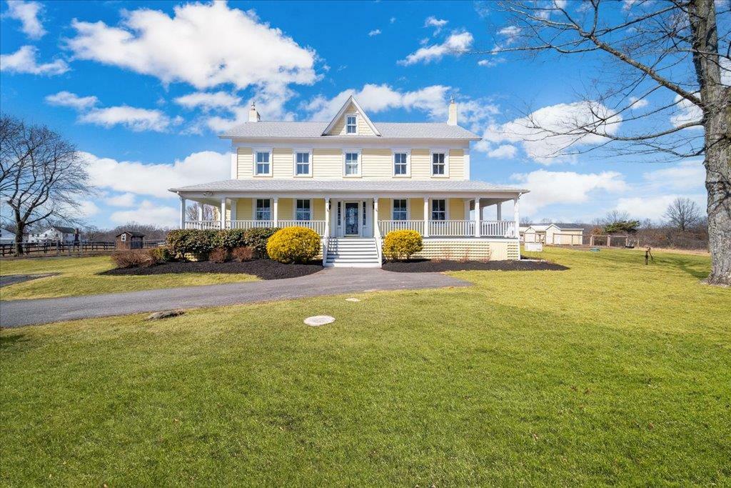1392 Albany Post Road  Gardiner NY 12525 photo