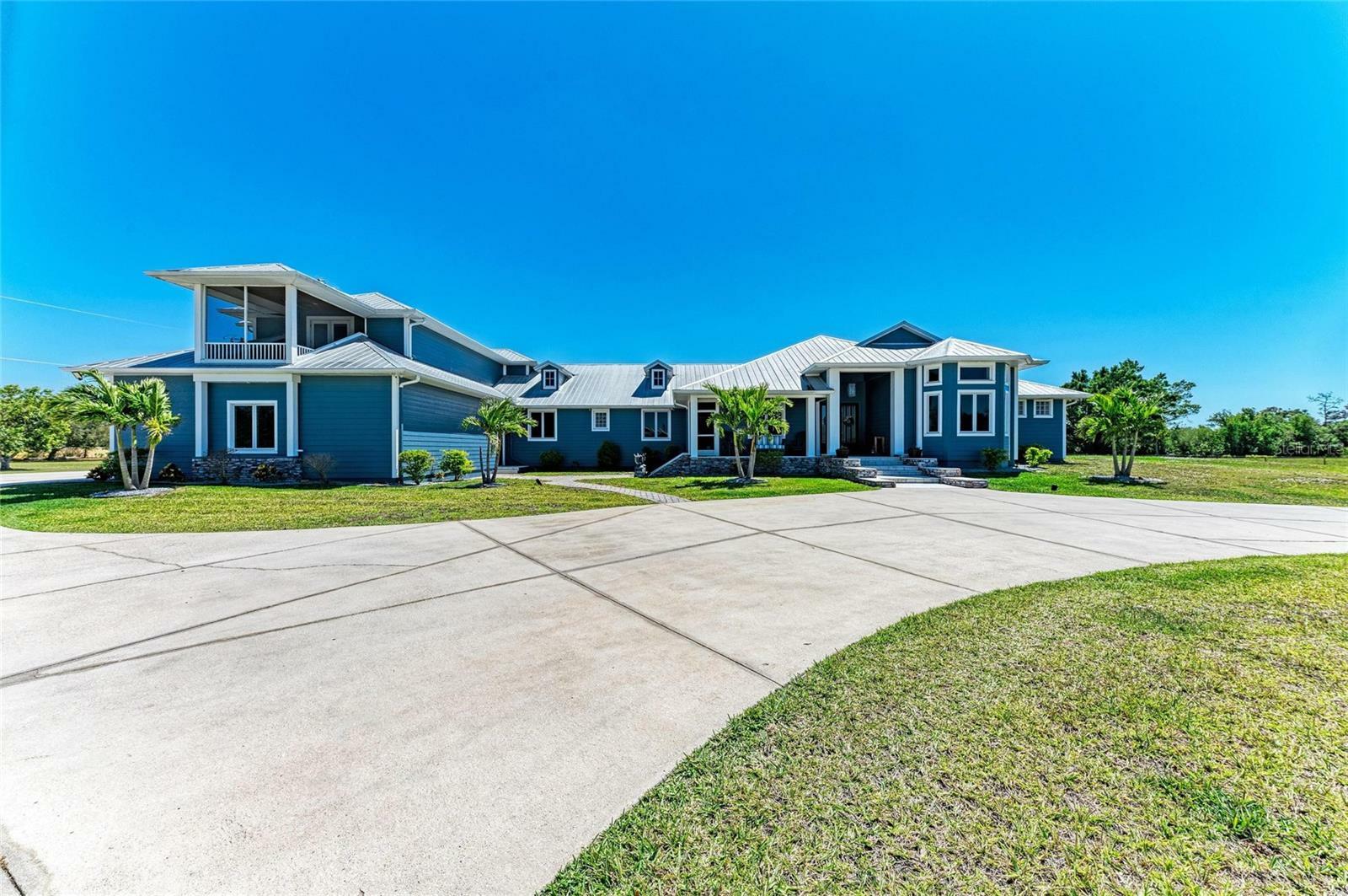 Property Photo: 5755 Riverside Drive FL 33982