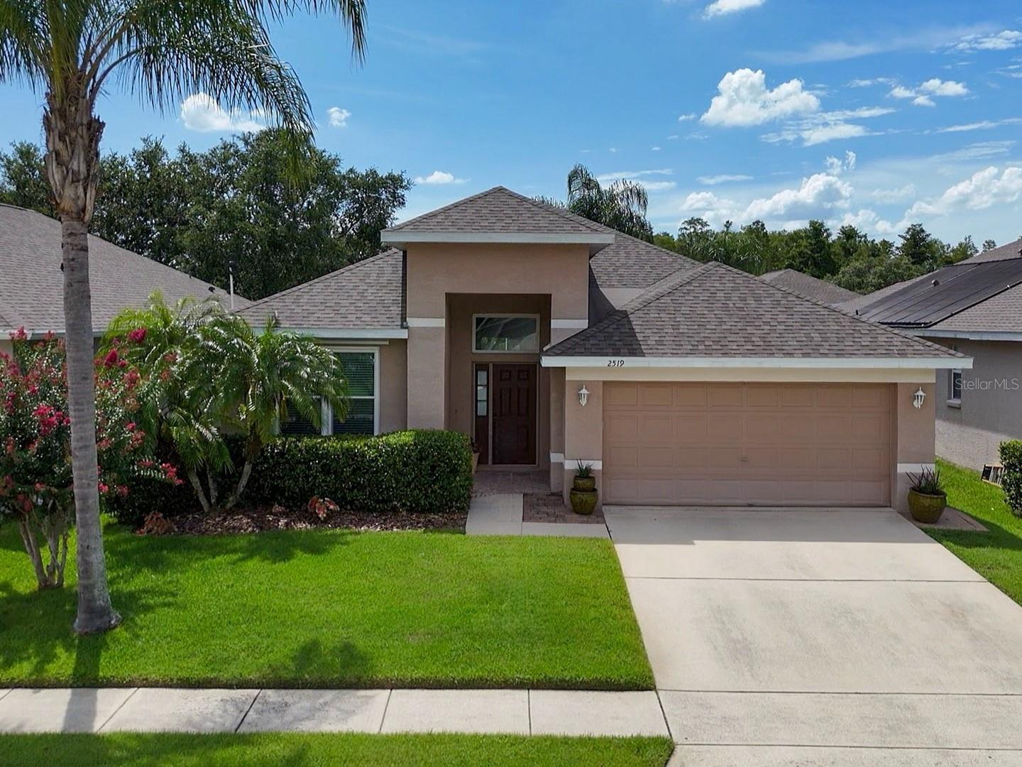 Property Photo: 2519 Cypress Trace Circle FL 32825
