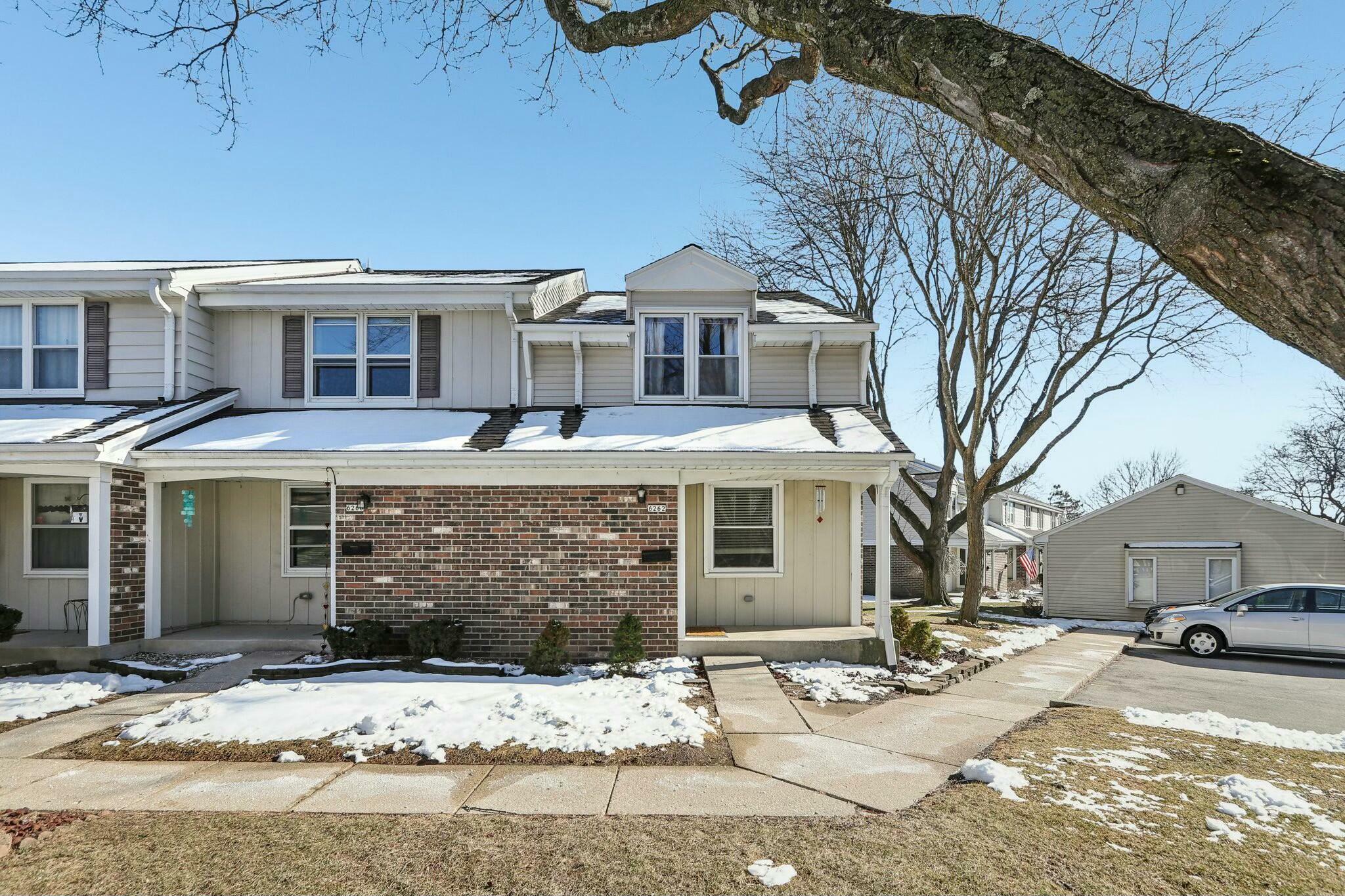 Property Photo: 6262 W College Ave 10 2 WI 53129